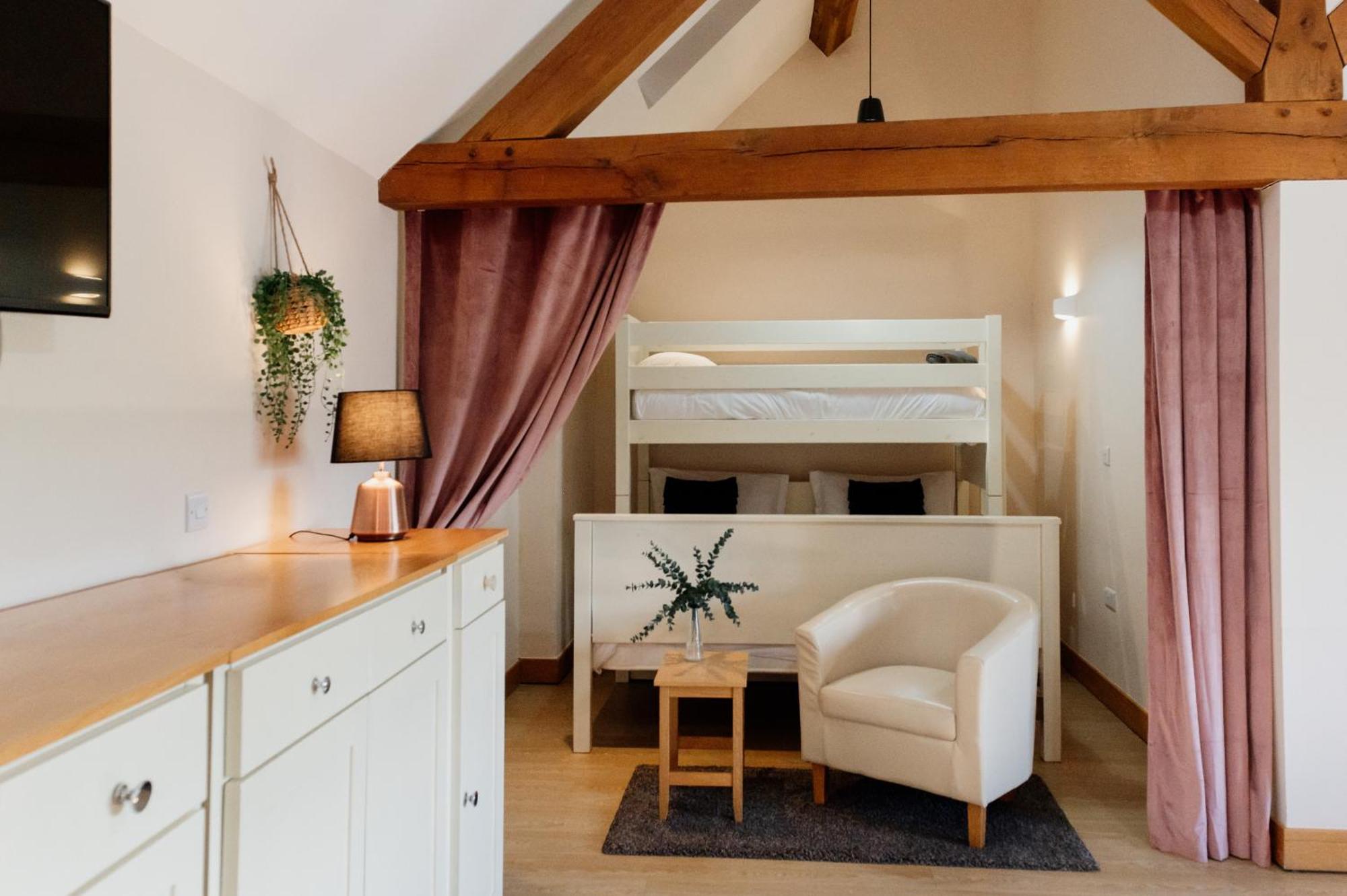 Finest Retreats - The Welsh Barn Βίλα Αμπερίστγουιθ Εξωτερικό φωτογραφία