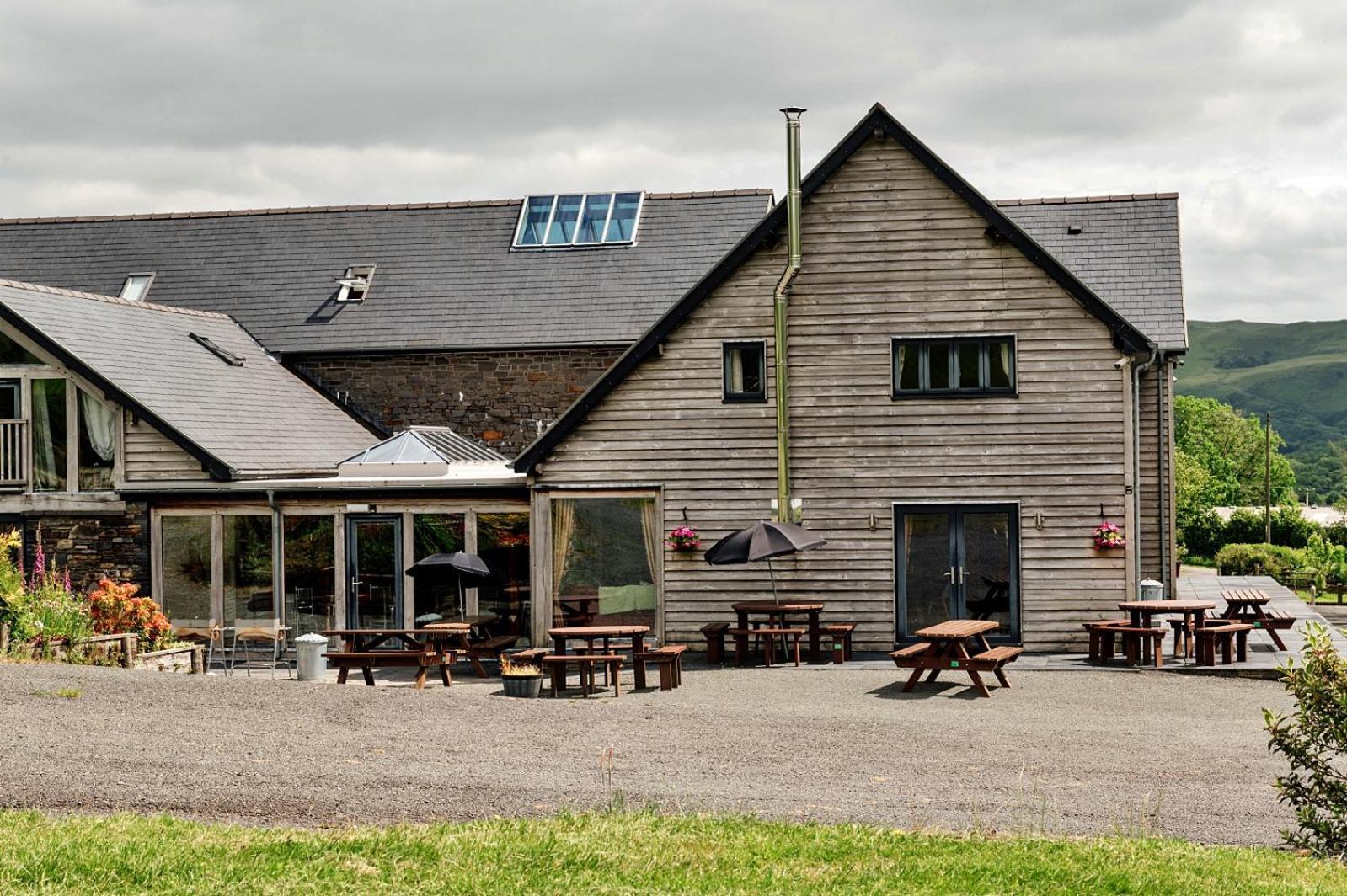 Finest Retreats - The Welsh Barn Βίλα Αμπερίστγουιθ Εξωτερικό φωτογραφία